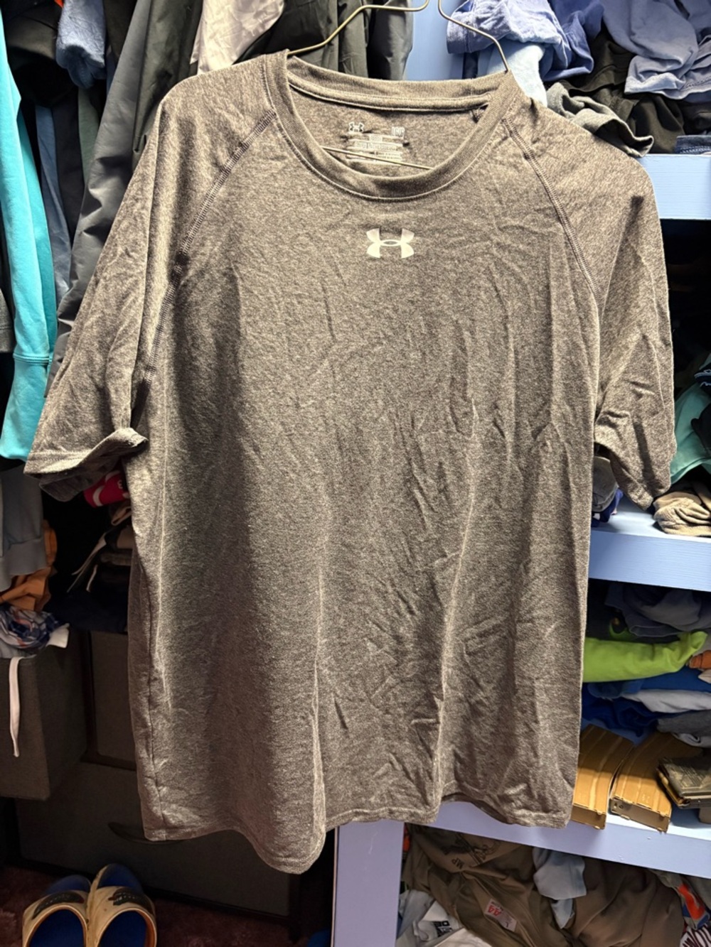 Under Armour Men's Dark Gray Heather Performance Short-Sleeve Tee